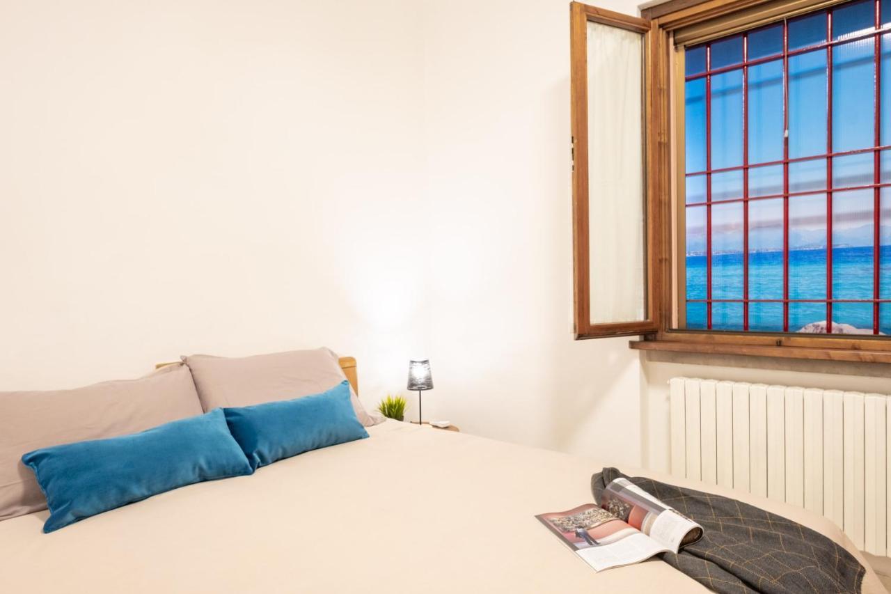 Appartement Casa Dolce Casa Desenzano - 2 Passi Dal Lago à Desenzano del Garda Extérieur photo