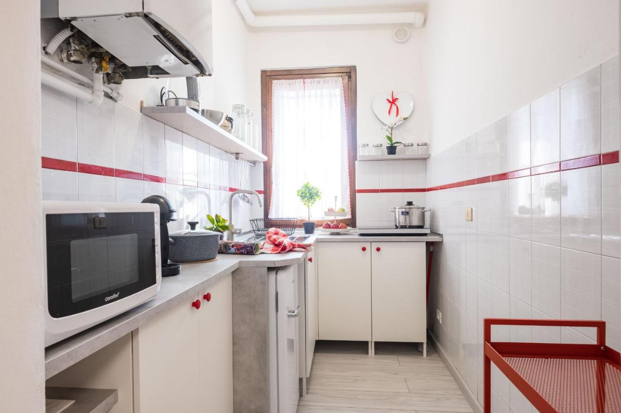Appartement Casa Dolce Casa Desenzano - 2 Passi Dal Lago à Desenzano del Garda Extérieur photo